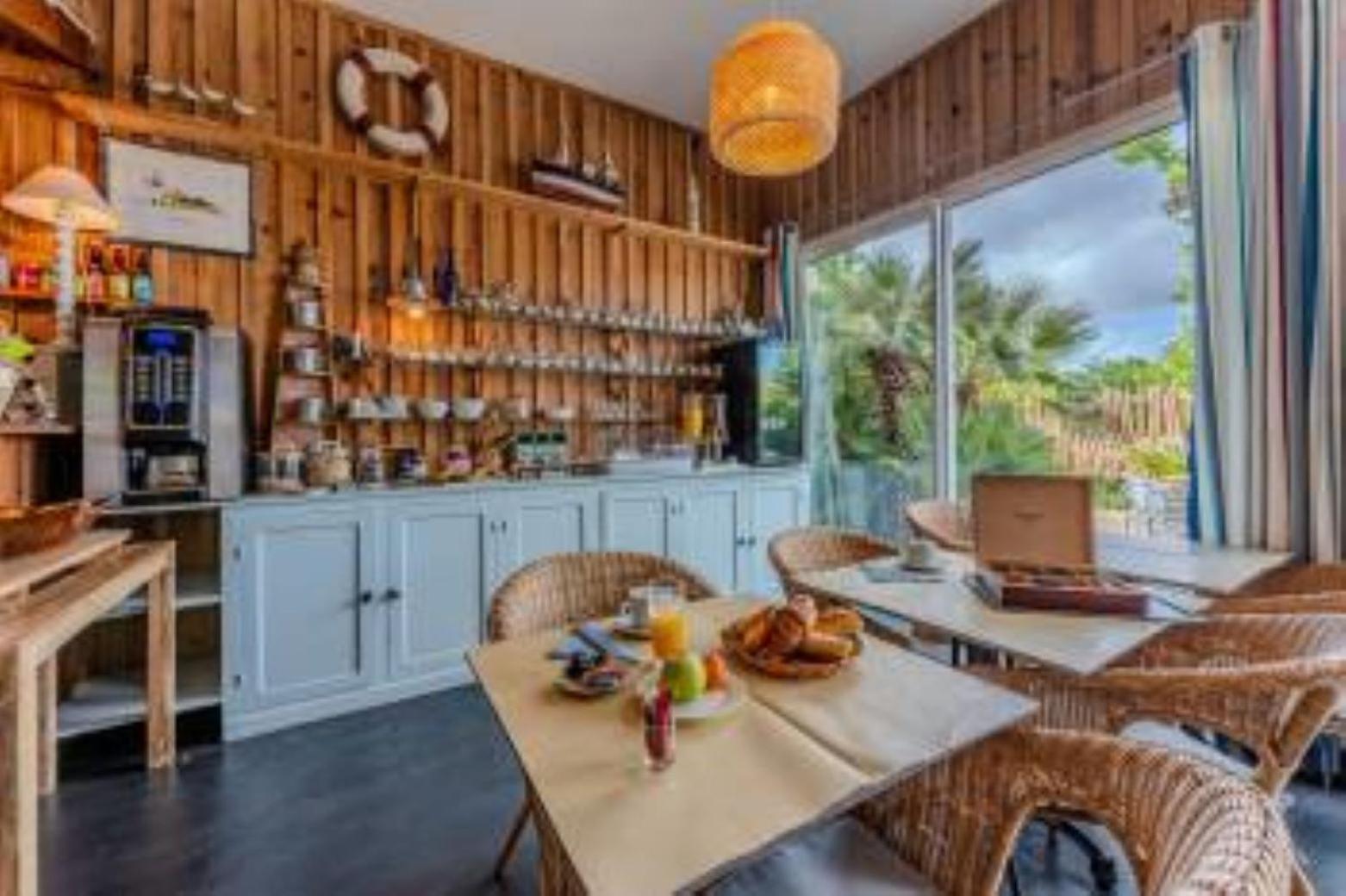 Hotel Le Grain De Sable Арес Экстерьер фото